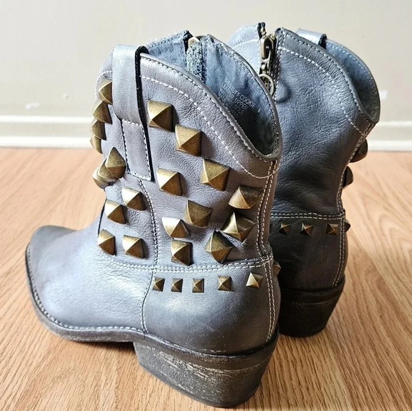 ZIGIny Shes Tuff Cookie Studded Boho Western  Cowboy Rodeo Ankle Boots Size 6. - Picture 7 of 13
